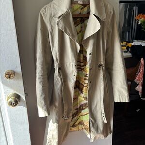Via Spiga Tan Trench Coat with Belt and Wide Collar
